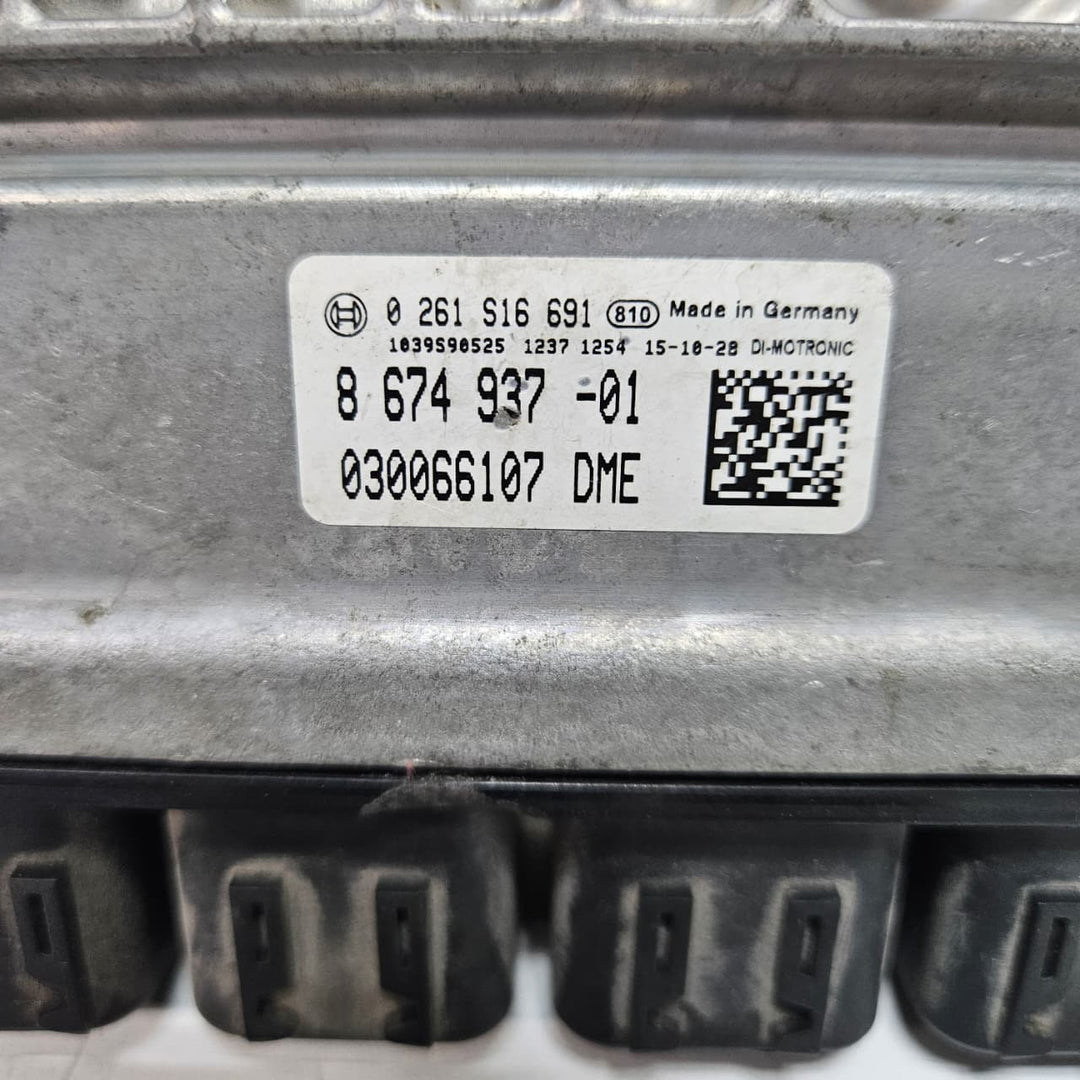 2014-2018 BMW F30 F31 320iX B48 xDrive Engine Control Unit DME 8674937 OEM