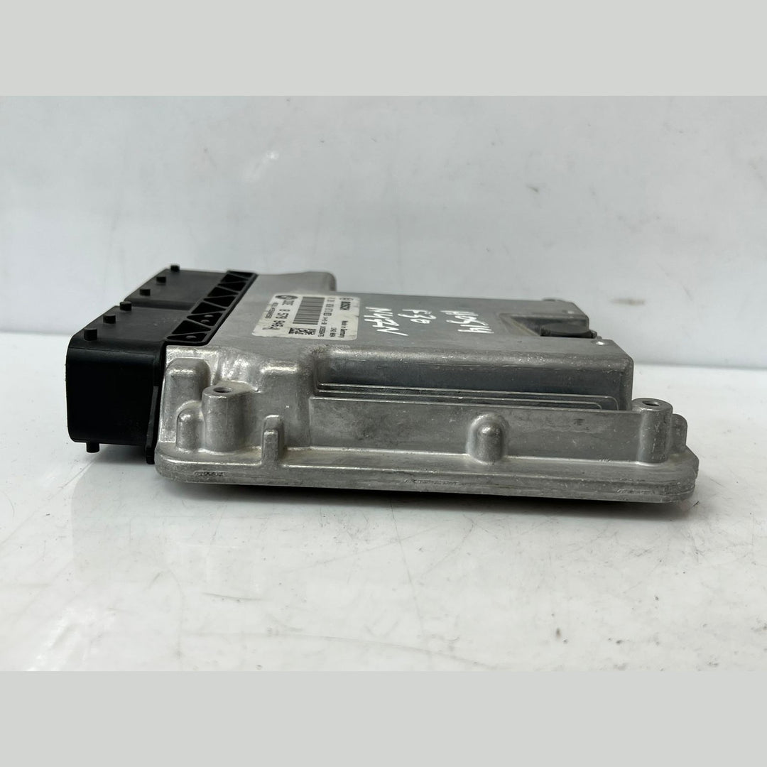 BMW F30 N47N Engine Control Unit ECU (8578946) – OEM
