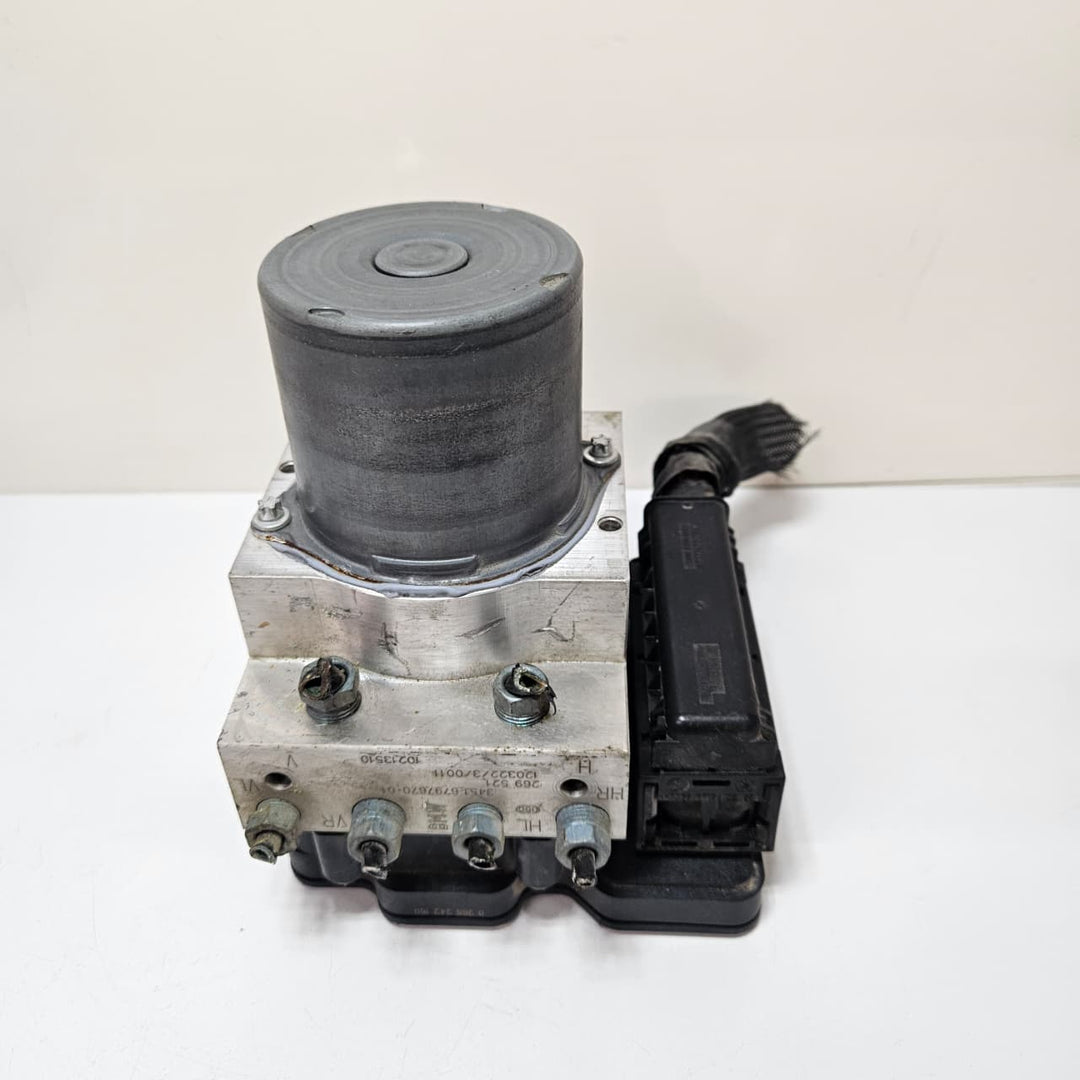 2011-2016 BMW 5 Series F10 F11 528i 535i, 550i ABS Pump Control Module 6797668