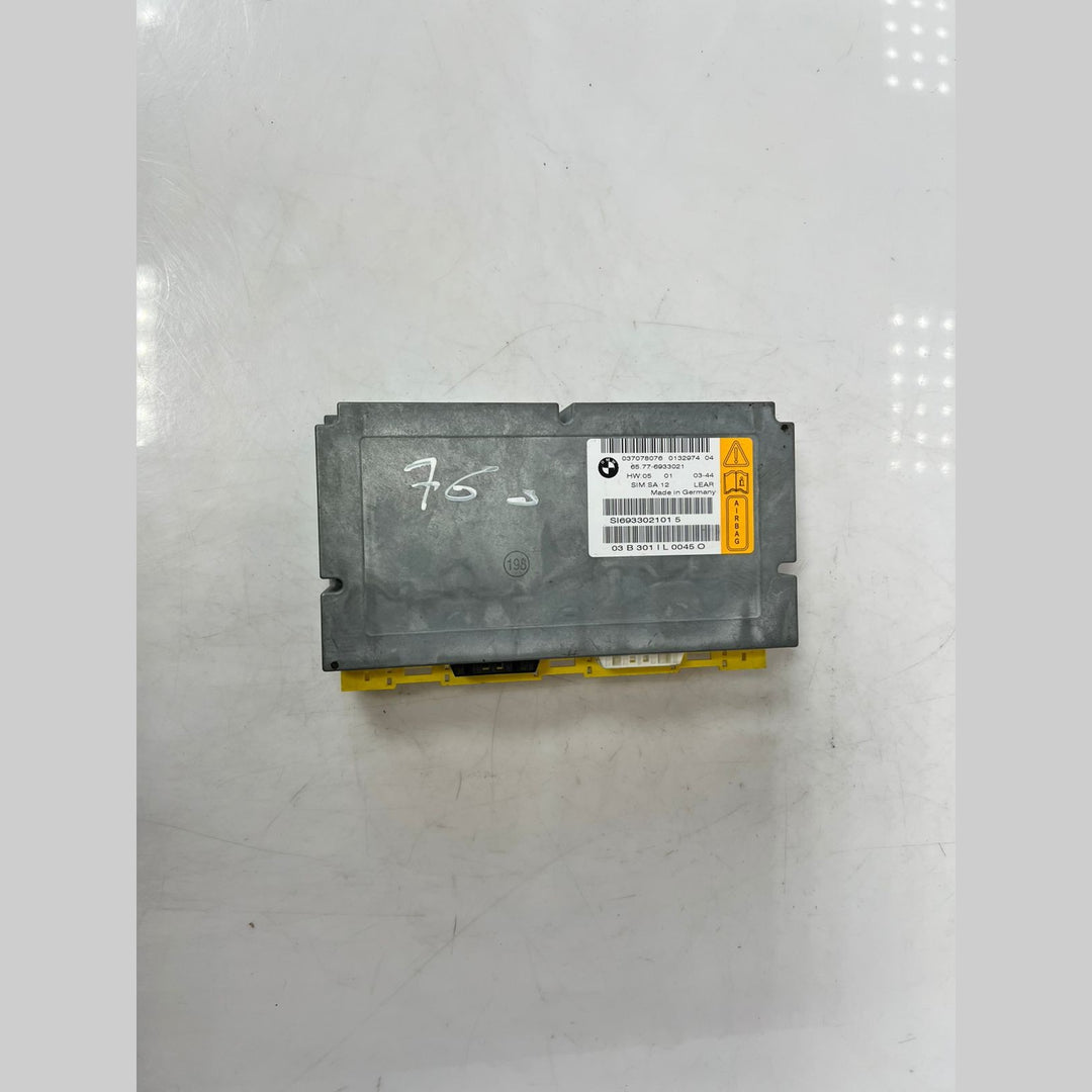 BMW E65 E66 Safety Information Sensor Module Airbag ECU SRS Control Unit 6933021 OEM