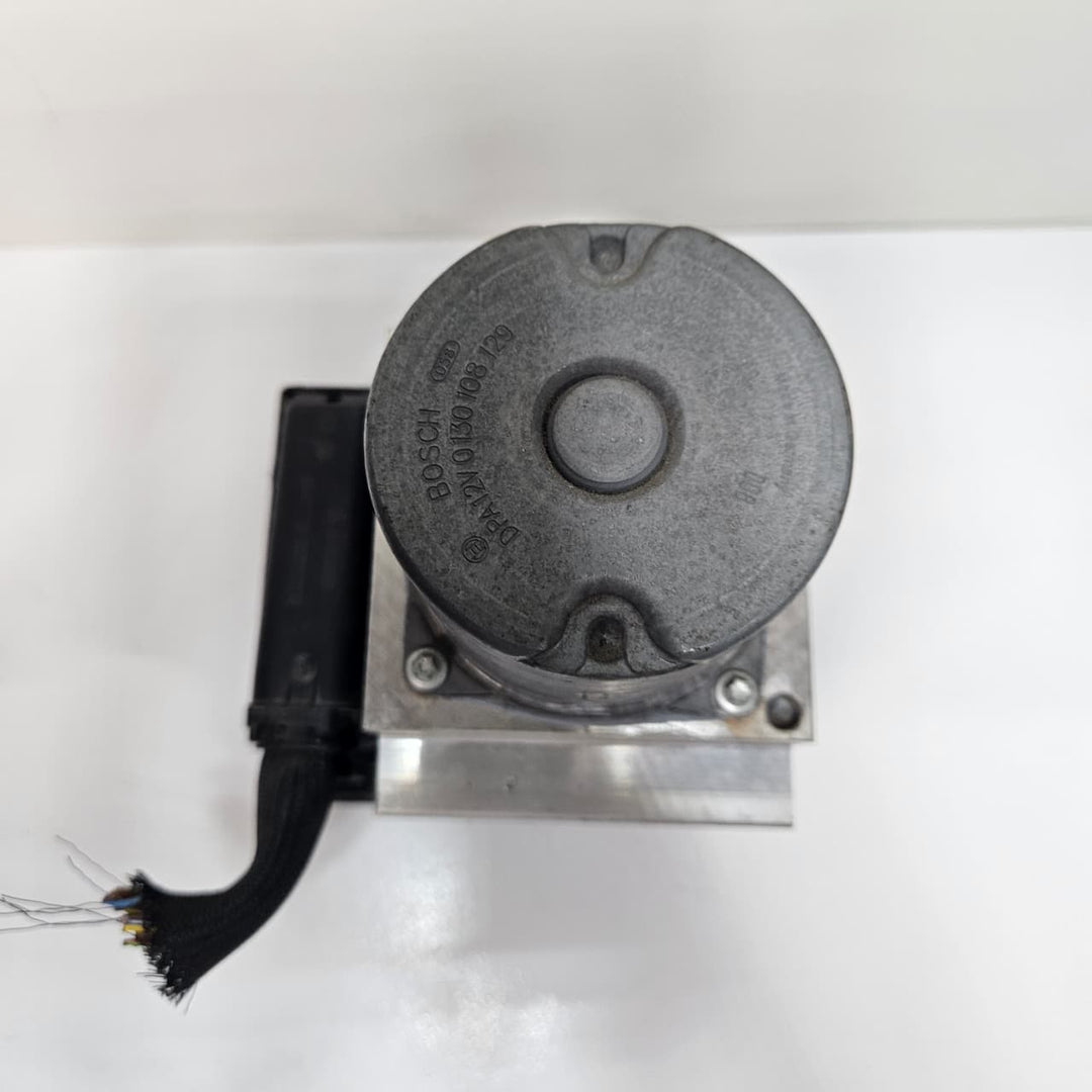 2011-2016 BMW 528i, 535i, 550i, 640i, 650i ABS Pump Module 6795519 USED