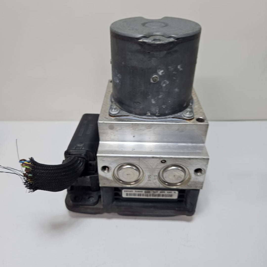 2011-2016 BMW 528i, 535i, 550i, 640i, 650i ABS Pump Module 6795519 USED