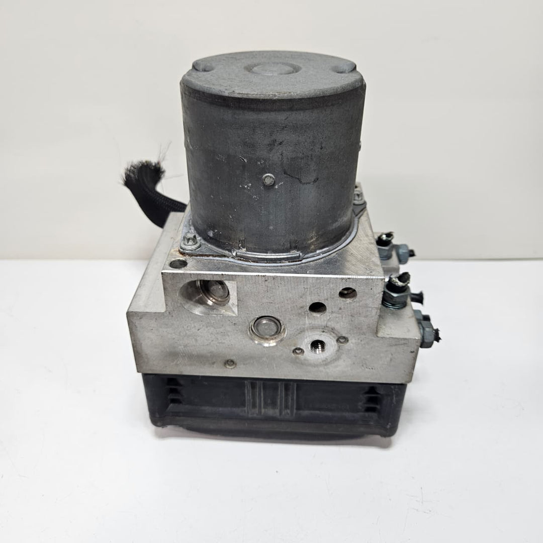 2011-2016 BMW 528i, 535i, 550i, 640i, 650i ABS Pump Module 6795519 USED