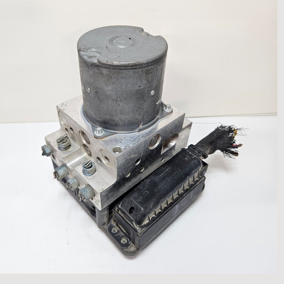 OEM BMW 5 Series F10 F11.ABS Control Unit Module DSC 6858405 USED