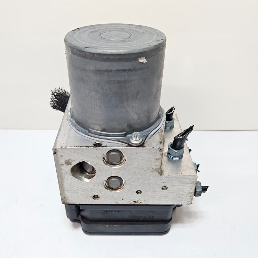 OEM BMW 5 6 7 Series F10 F11 F06 F12 F13 F01 ABS Pump 6881309 USED