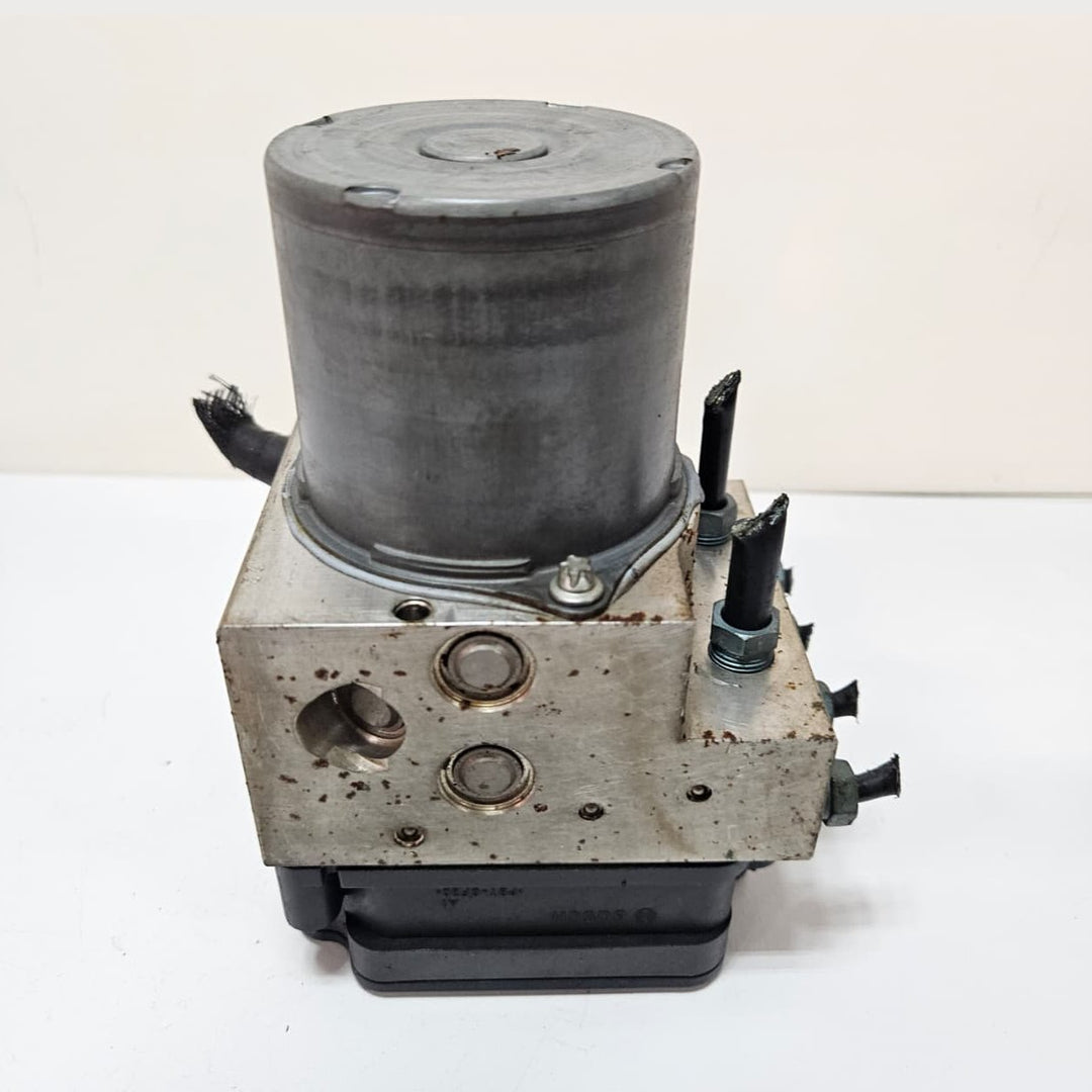 BMW 5 7 Series F11 F01 F02 ABS Pump 6869402 USED