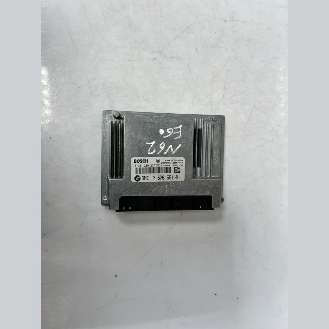 BMW X5 E70 / 550i / 650i / 750i DME ECU ME9.2 N62TU 4.8L OEM 7576551 SET