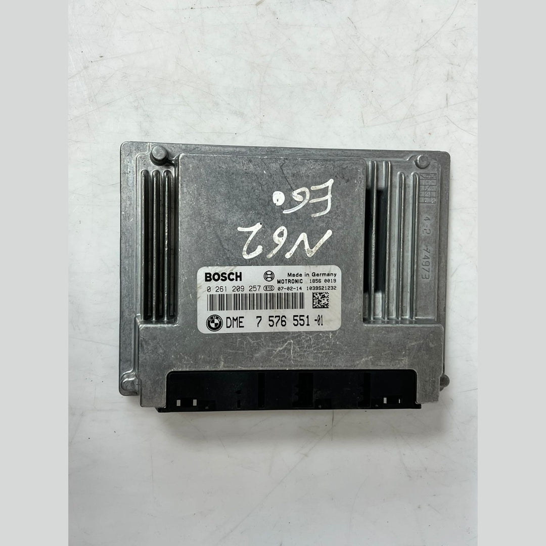 BMW X5 E70 / 550i / 650i / 750i DME ECU ME9.2 N62TU 4.8L OEM 7576551 SET