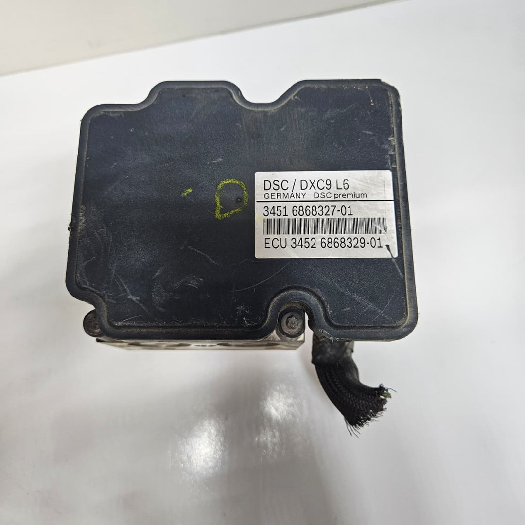 BMW 5 Series F10 F11 F07 Gran Turismo ABS Pump Control Module 6868327 USED