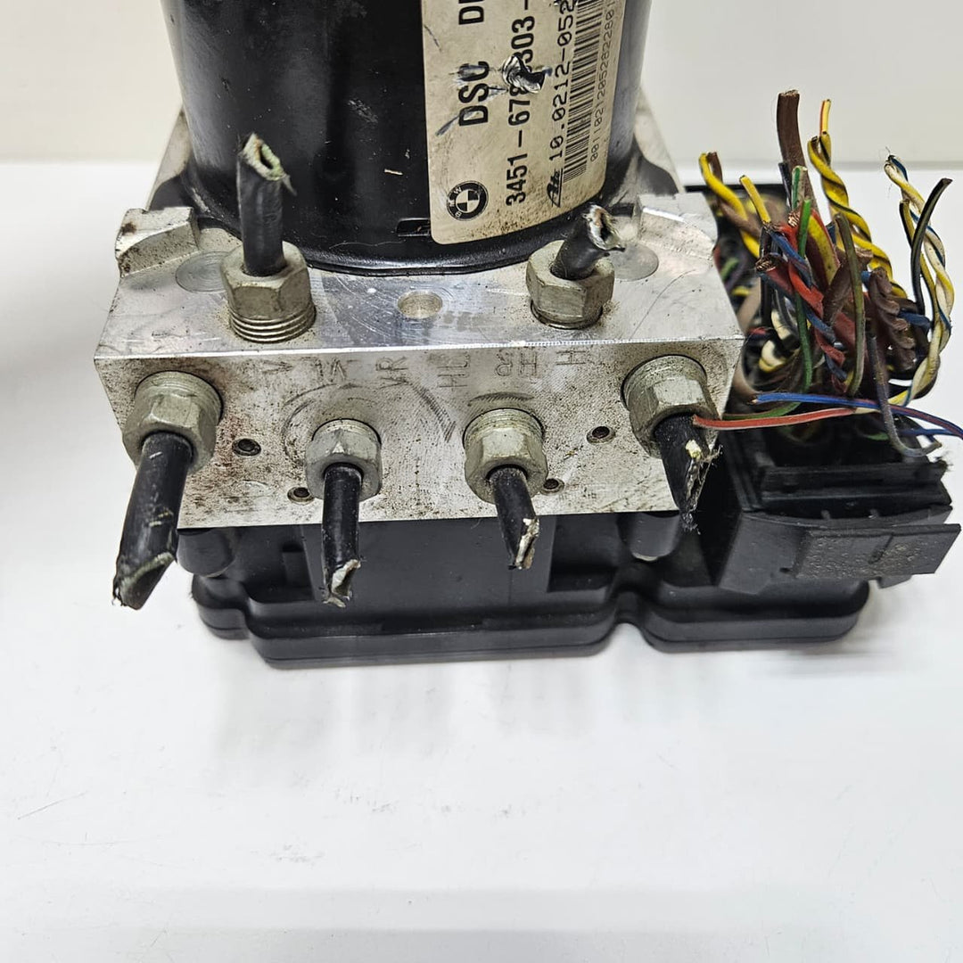 2009-2013 BMW 3 Series E90 E91 E92 E93 328i ABS Brake Pump Module 6789304