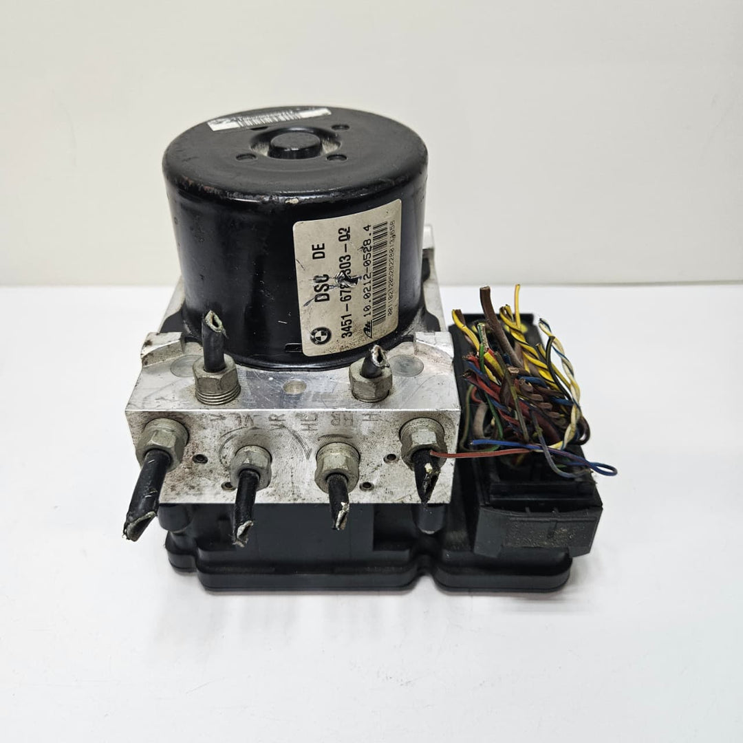 2009-2013 BMW 3 Series E90 E91 E92 E93 328i ABS Brake Pump Module 6789304