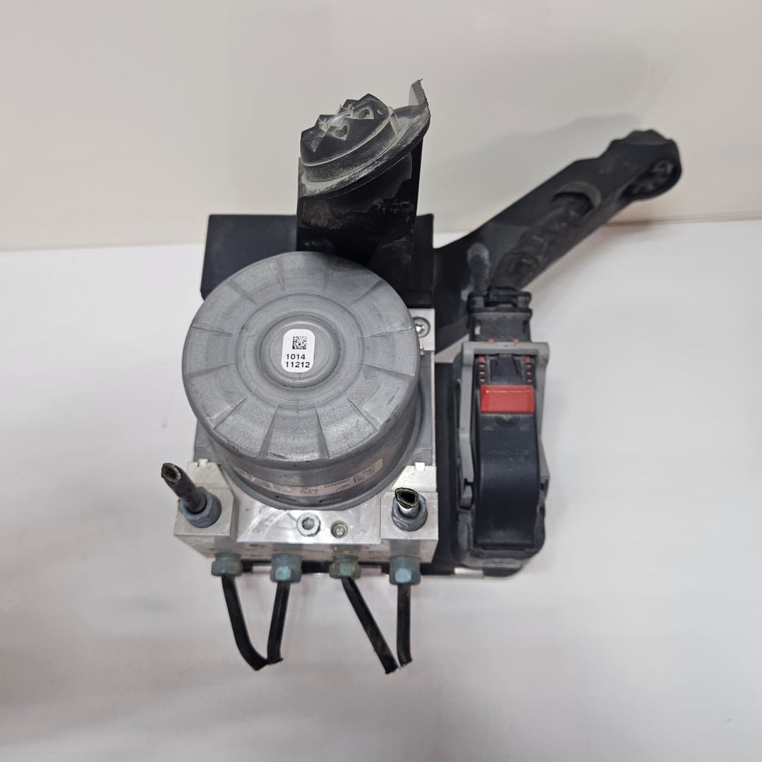 2019 BMW 1 2 Series F40 F44 118i ABS Control Module 5A2EBA9 USED