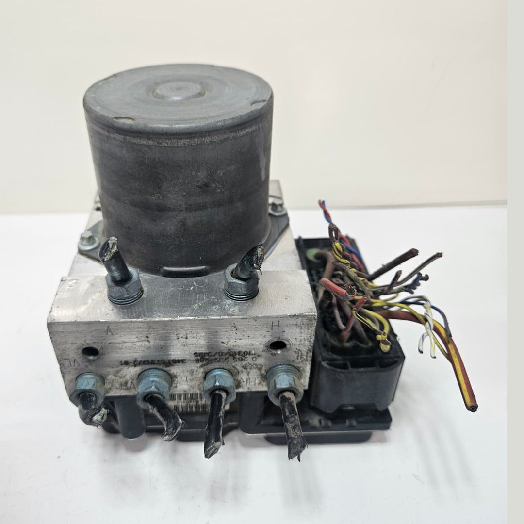 2012-2015 BMW X1 E84 Anti-Lock Brake System ABS Module 6860216 OEM USED