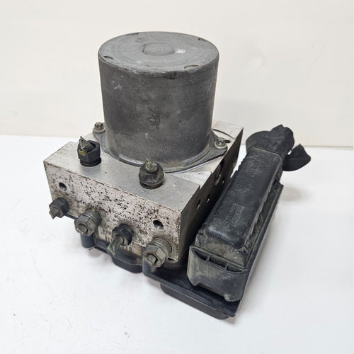 2004-2007 BMW 5 6 Series E60 E61 530i E63 E64 ABS Hydraulic Pump 6769707 USED