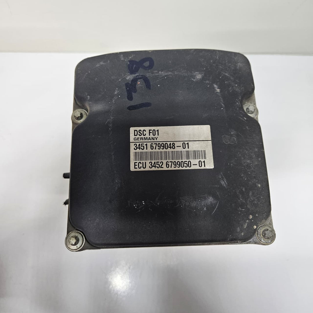 BMW 5 7 Series F01 F02 ABS Anti-Lock Brake Pump Module 6799048 USED