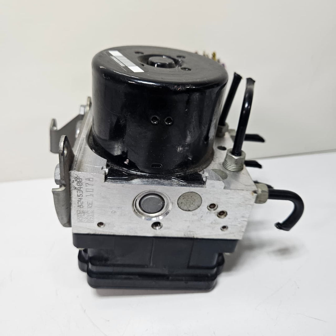2008-2013 BMW E90 E92 E82 135i ABS Anti-Lock Brake Control Module 6784766