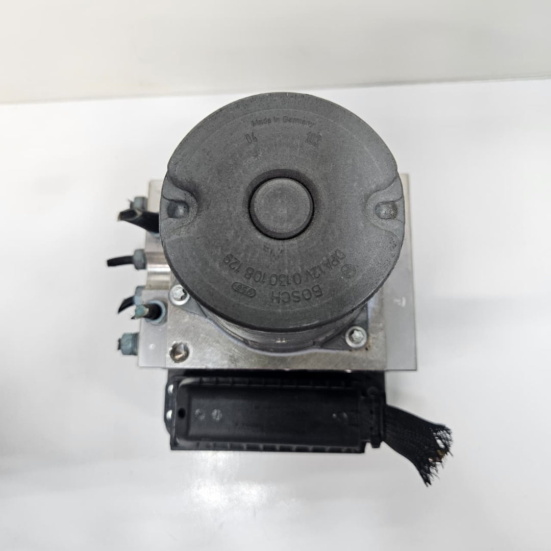 2011-2012 BMW 5 Series F10 F11 535i Anti-Lock Brake System ABS Module 6799248 USED