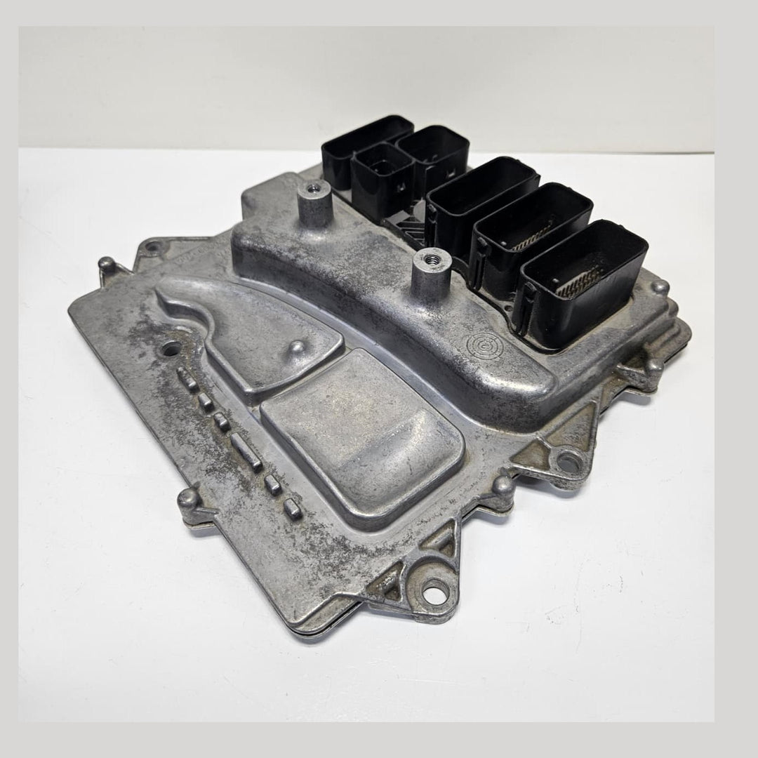 2012-2015 BMW F06 F10 335i 640i X3 with N55 Engine Control Module DME 8606309