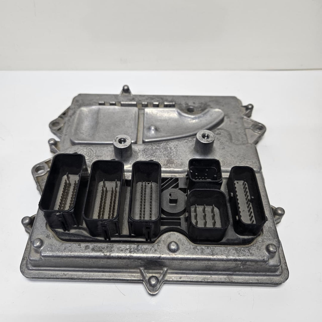 2012-2015 BMW F06 F10 335i 640i X3 with N55 Engine Control Module DME 8606309