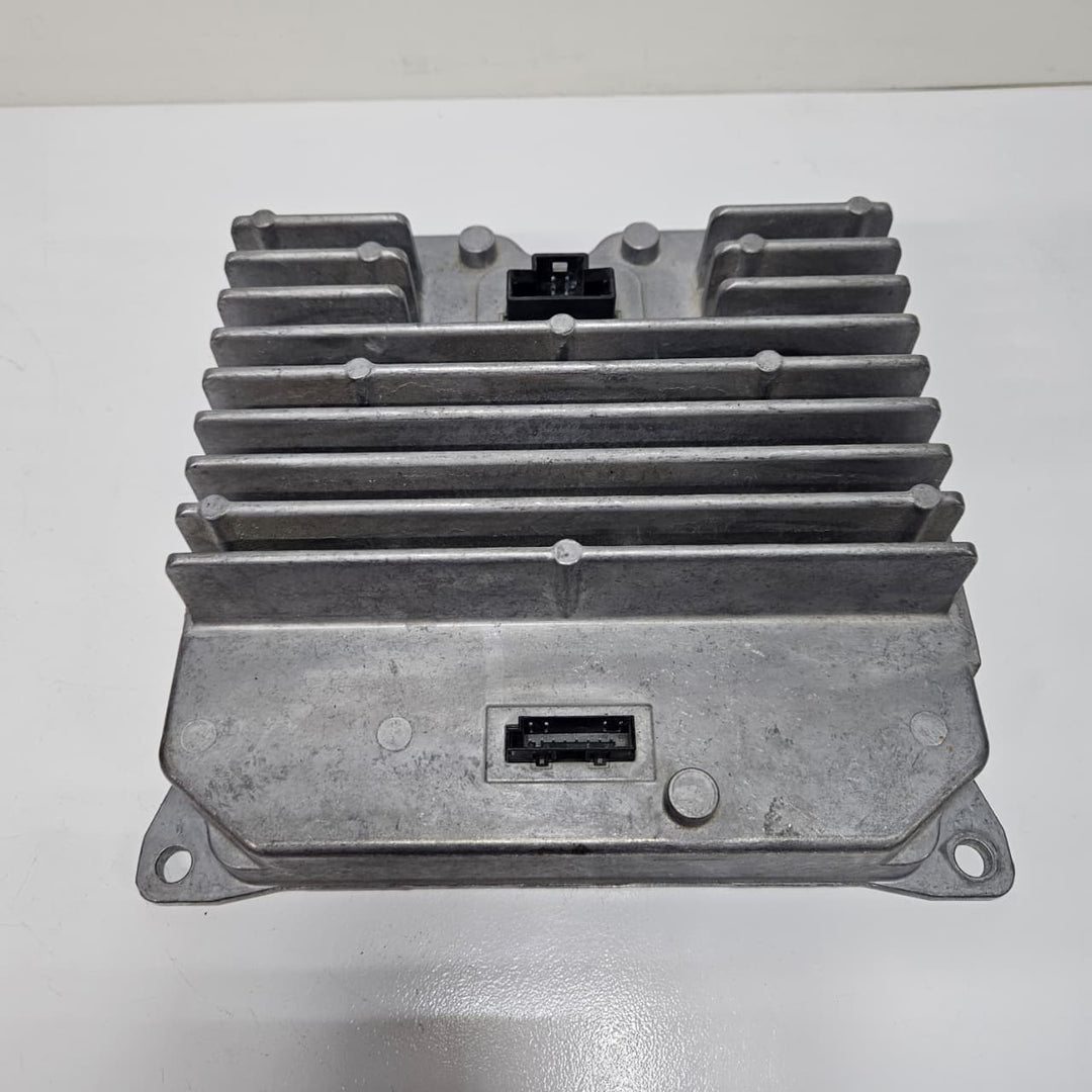 2017-2020 BMW 5 7 Series G30, G11 G12, X5 Power Control Module 9864884