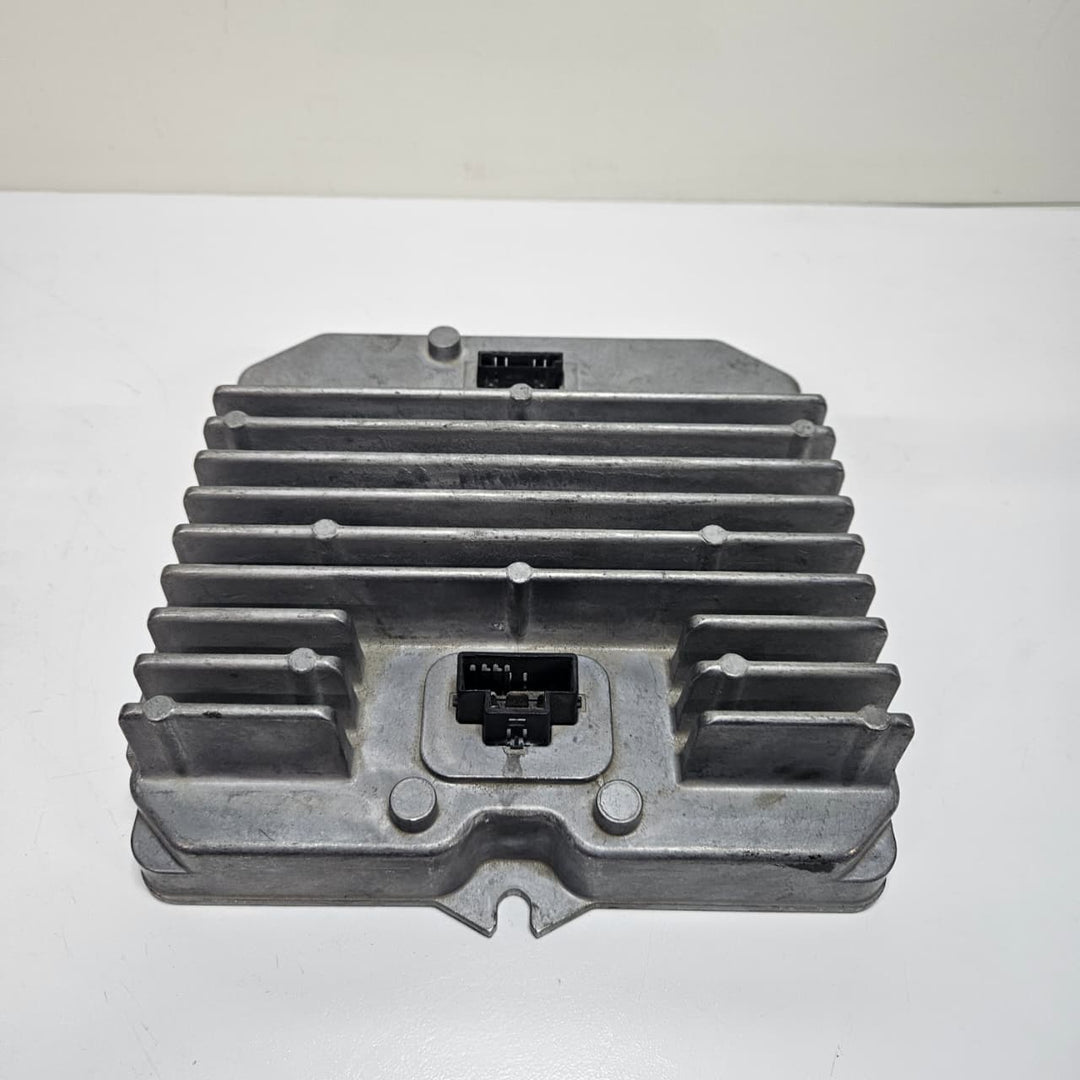 2017-2020 BMW 5 7 Series G30, G11 G12, X5 Power Control Module 9864884