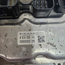 2011-2012 BMW F30 F31 N20 120i Engine Control Unit DME 8610635 OEM