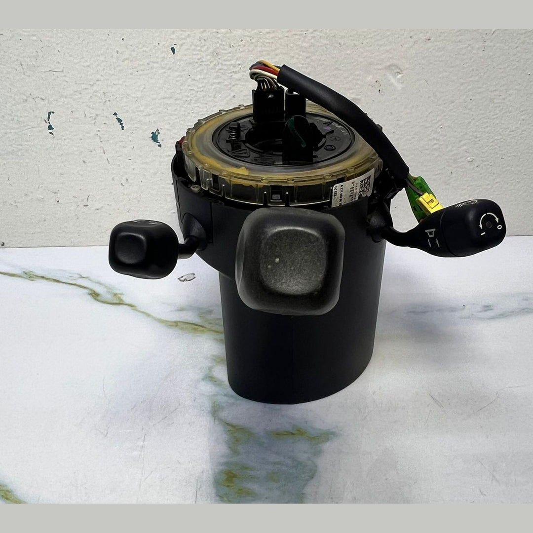 2003-2010 Mercedes-Benz W211 W171 SLK E-Class Steering Column Wiper Turn Signal Indicator Stalk/Switch A171 5408745 OEM
