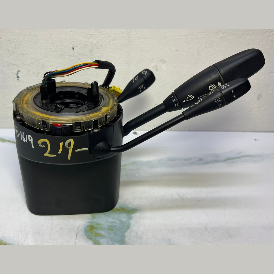 2003-2010 Mercedes-Benz W211 W171 SLK E-Class Steering Column Wiper Turn Signal Indicator Stalk/Switch A171 5408745 OEM