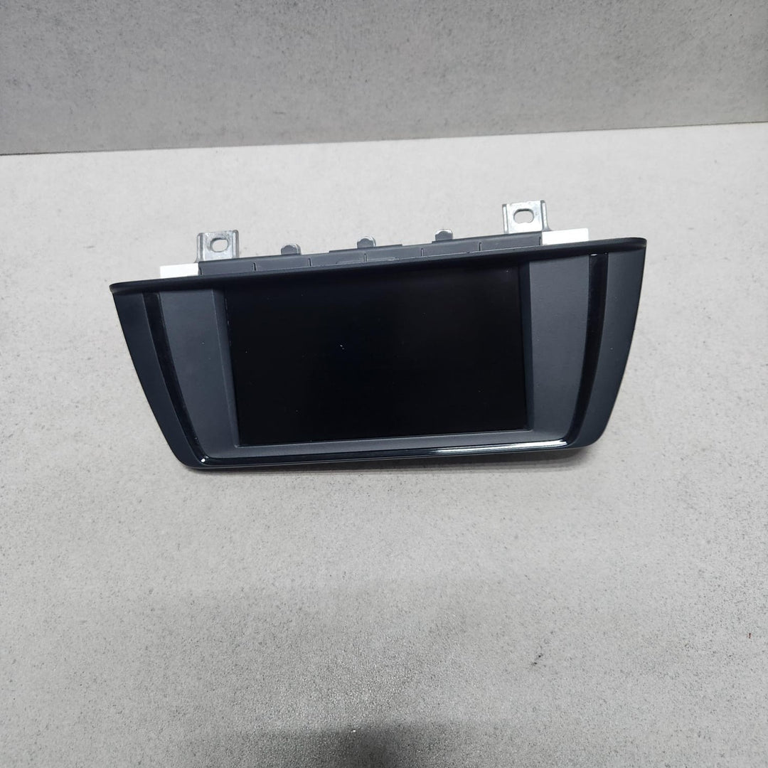 2012-2014 BMW 1 Series F20 F21 Dashboard Display Screen 9262752
