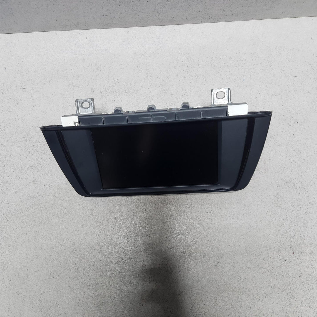 2012-2014 BMW 1 Series F20 F21 Dashboard Display Screen 9262752