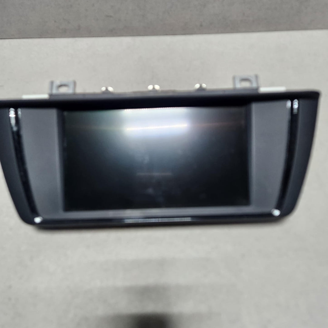 2012-2018 BMW 3 4 Series F30 F32 F36 320i Information Display Screen 9270393