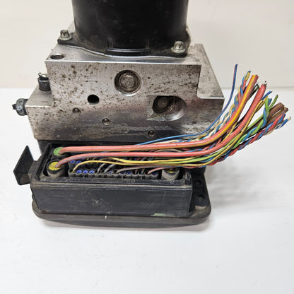 2008-2010 BMW 5 Series E60 535i 520d ABS Pump Control Module 6783360 USED