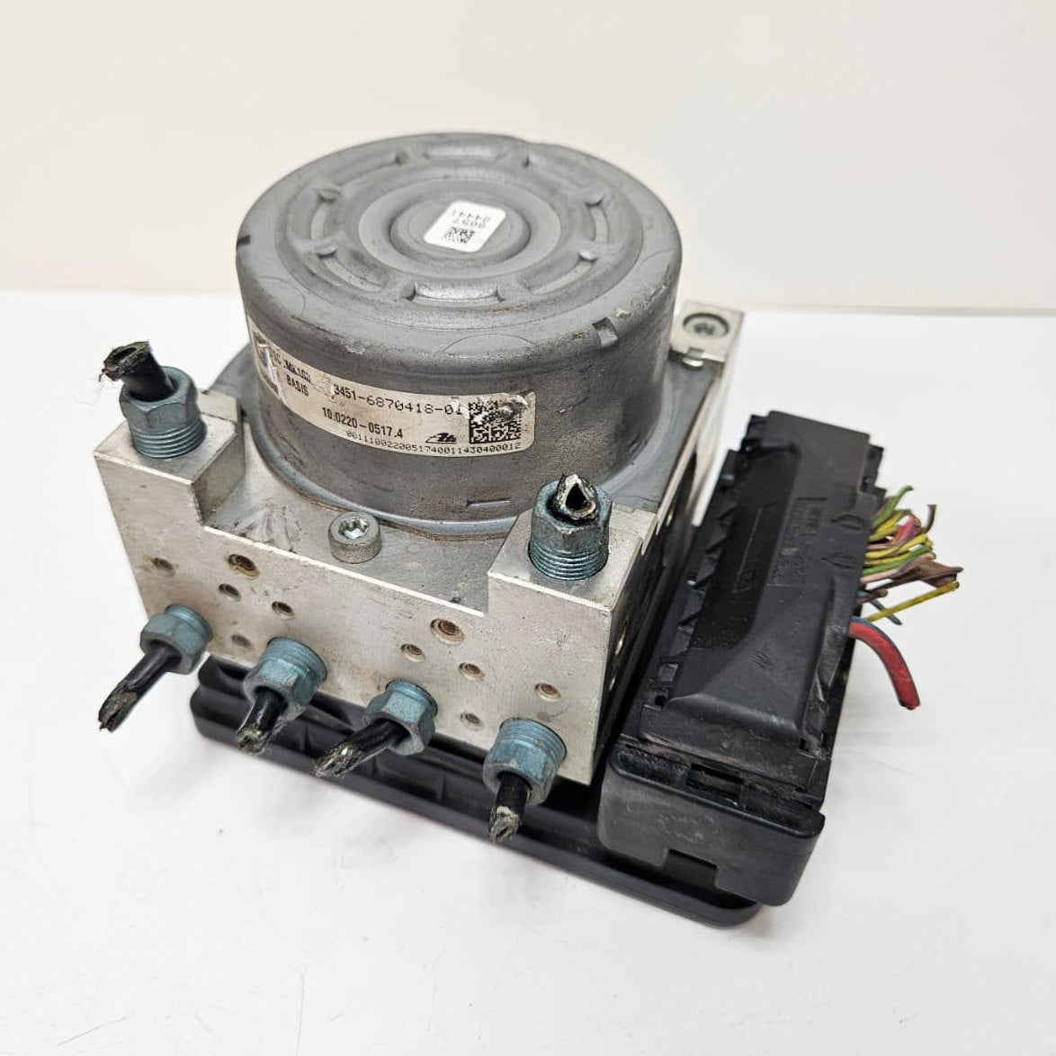 2014-2016 BMW F30 328i,328i ABS Anti-Lock Brake Pump Module 6870912 USED