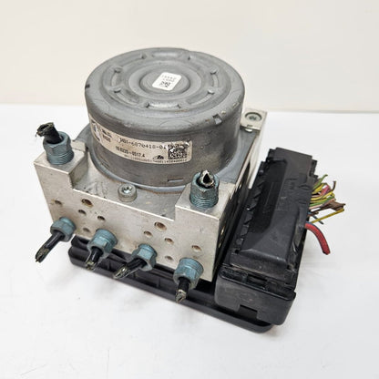 2014-2016 BMW F30 328i,328i ABS Anti-Lock Brake Pump Module 6870912 USED