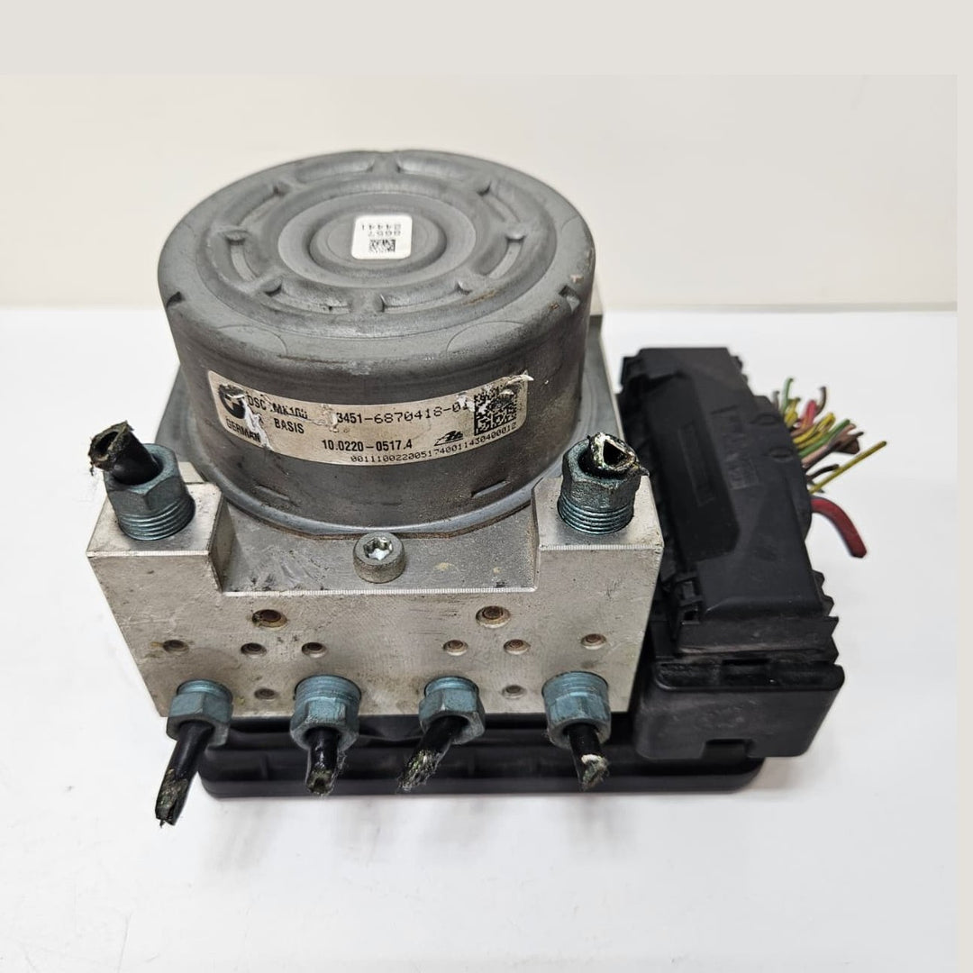 2014-2016 BMW F30 328i,328i ABS Anti-Lock Brake Pump Module 6870912 USED