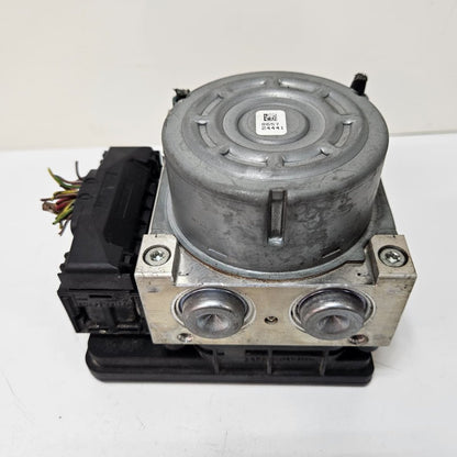 2014-2016 BMW F30 328i,328i ABS Anti-Lock Brake Pump Module 6870912 USED
