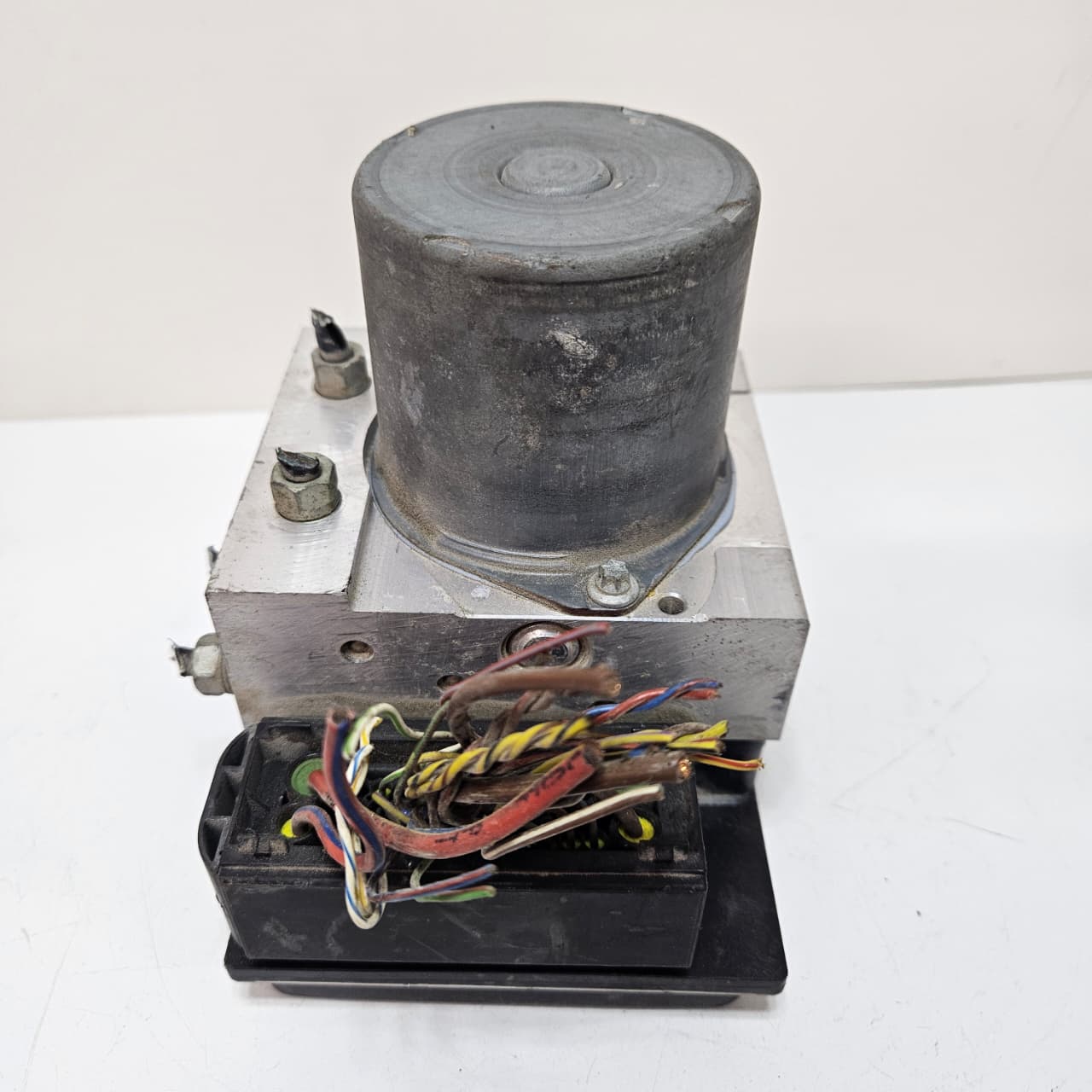 2010 BMW X1 E84 ABS Pump Hydraulic Unit 6798991 USED