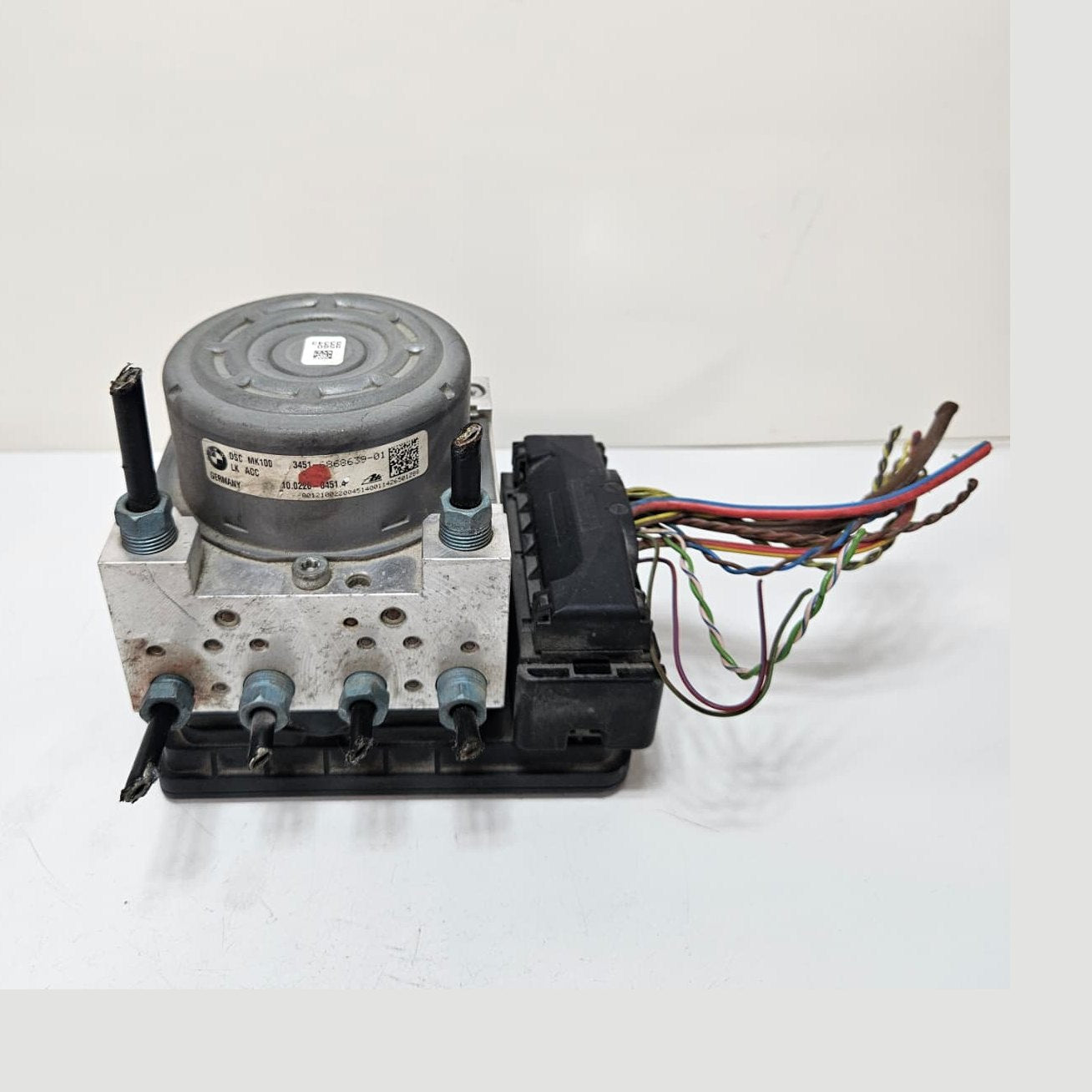 2013-2020 BMW 3 4 Series F32 F33 F36 320i ABS Control Module 6868639-6868640