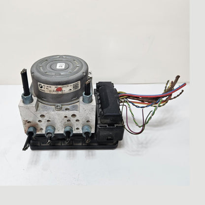 2013-2020 BMW 3 4 Series F32 F33 F36 320i ABS Control Module 6868639-6868640