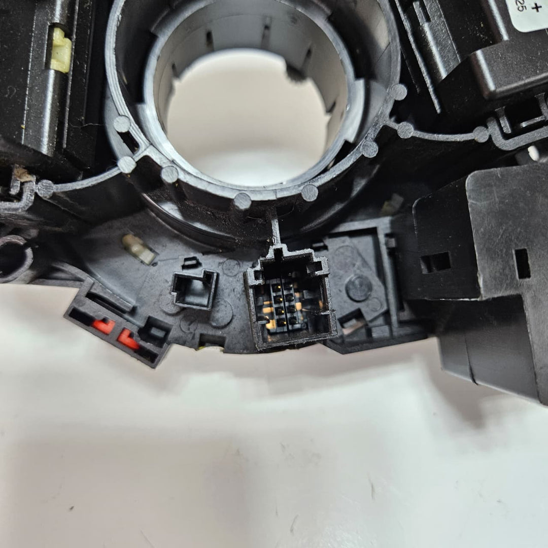 2000-2006 BMW X5 E53 Steering Angle Sensor Column Switch Assembly 8375398