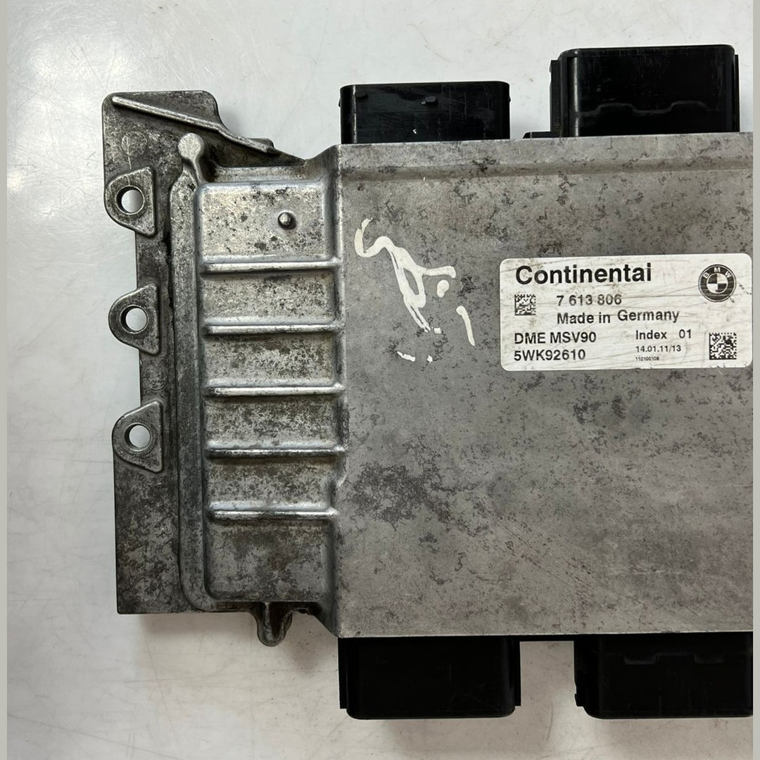 2011–2012 BMW 528i / X3 DME ECU Engine Control Module (7613806) – OEM