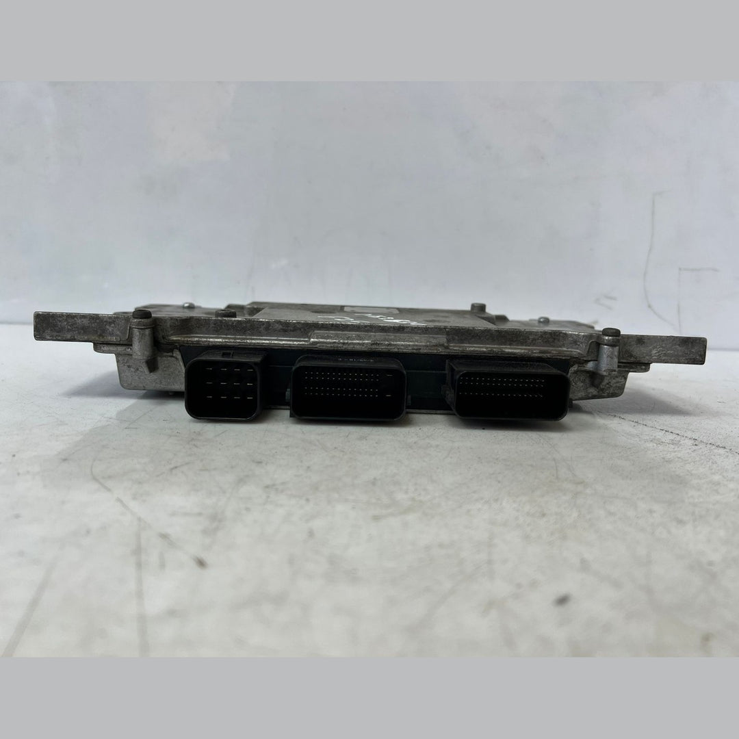 2011–2012 BMW 528i / X3 DME ECU Engine Control Module (7613806) – OEM