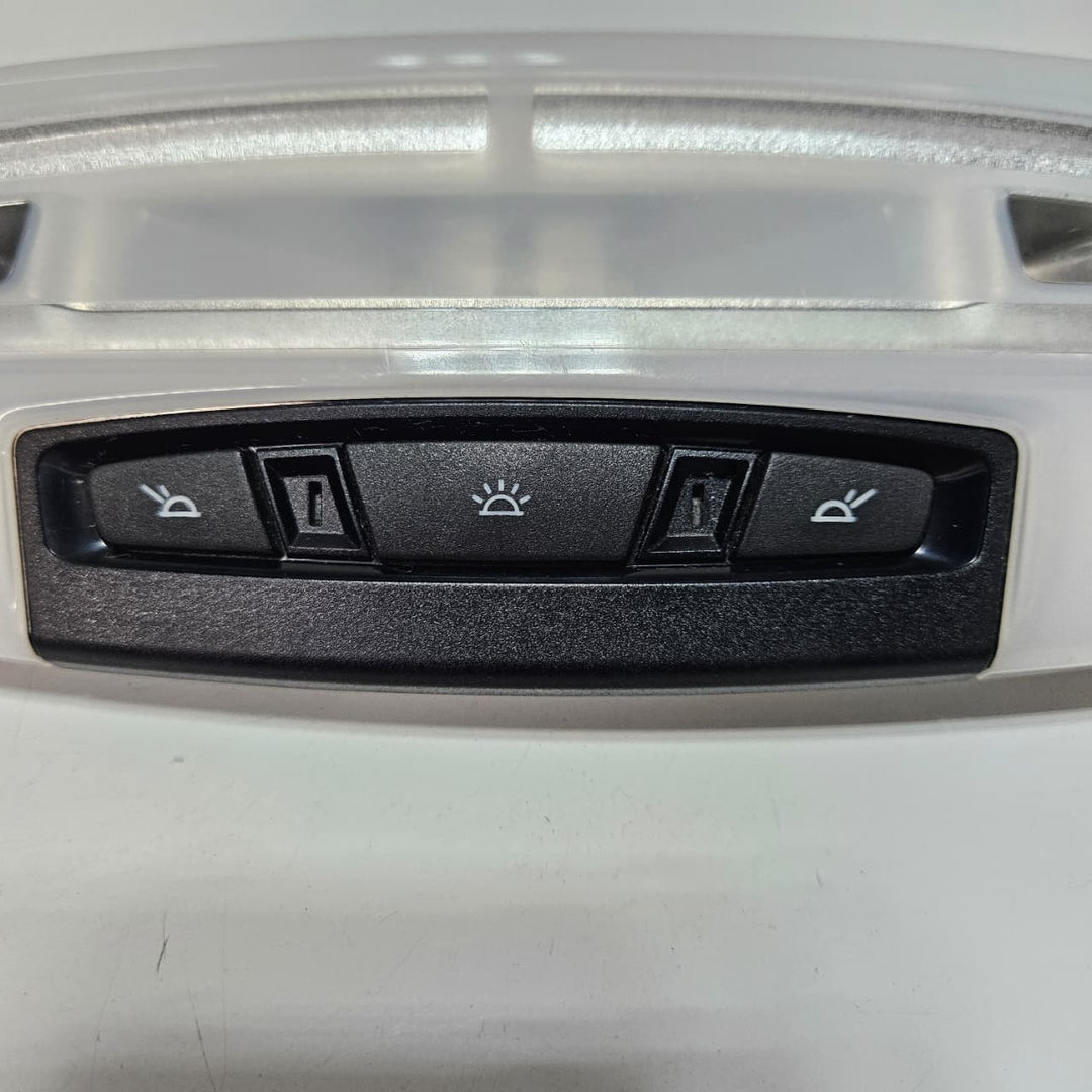 2013-2018 BMW 3 4 Series F30 F31 F32 320i Interior Roof Reading Light 9277932