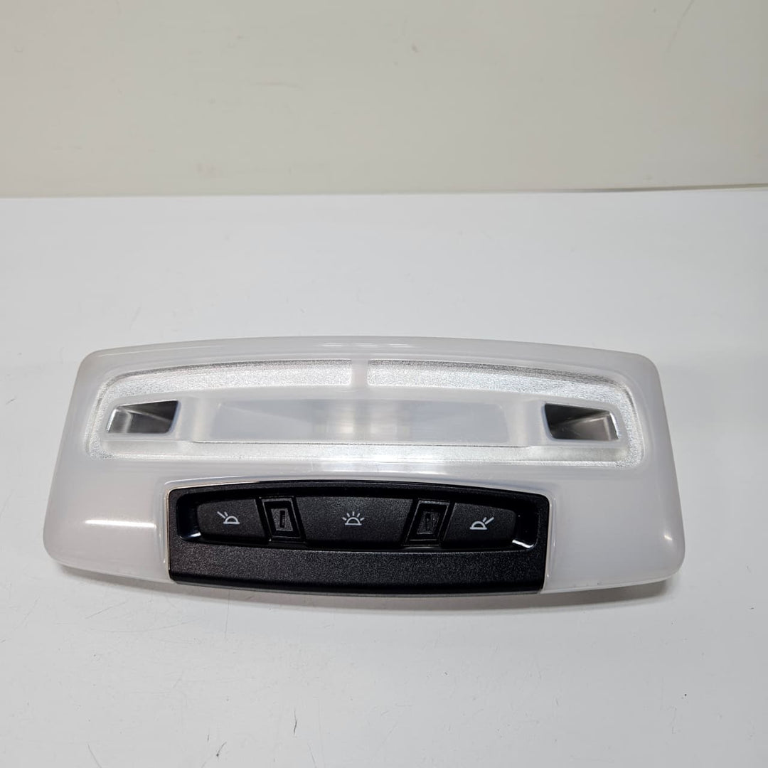2013-2018 BMW 3 4 Series F30 F31 F32 320i Interior Roof Reading Light 9277932