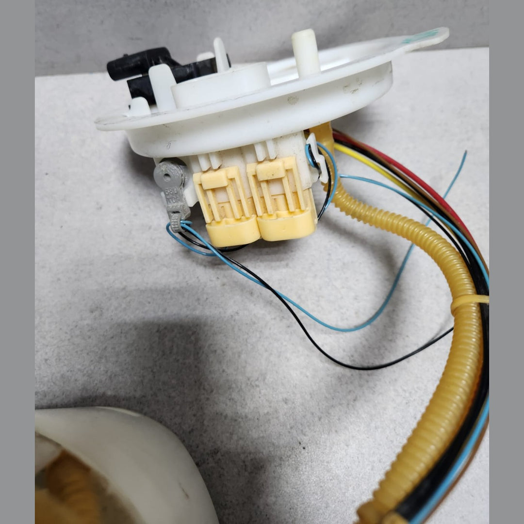 2017-2025 BMW 330i Fuel Pump Assembly 7473444 3 Series G20 G21 G22