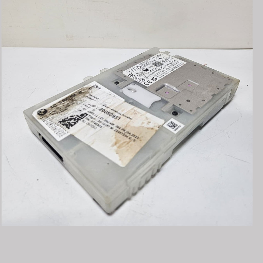 2023 BMW X5 G05 X6 G06 Antenna Amplifier 5B32154 USED