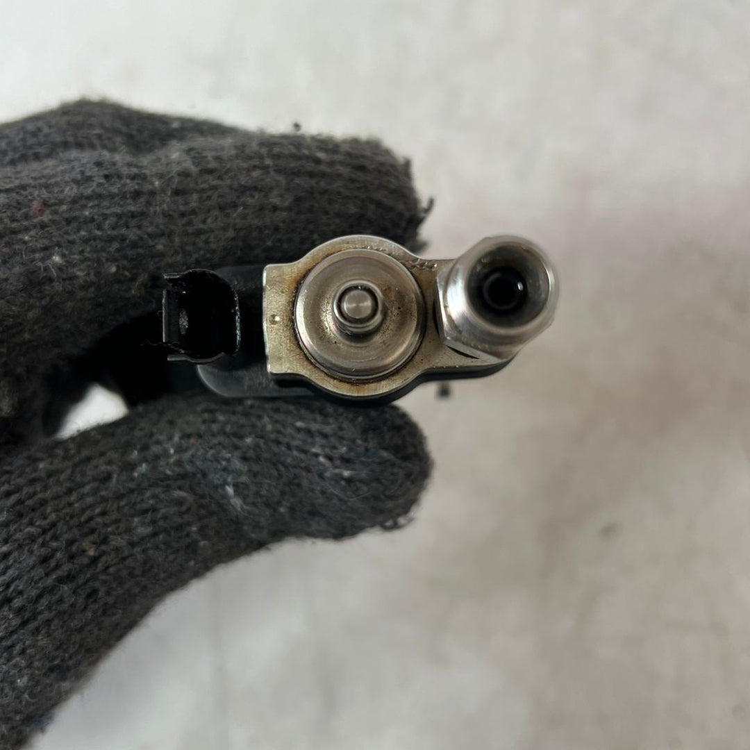 BMW N54 N63 Fuel Injector Index 07 OEM (7585261-07) – 135i 335i 535i 550i X5 X6