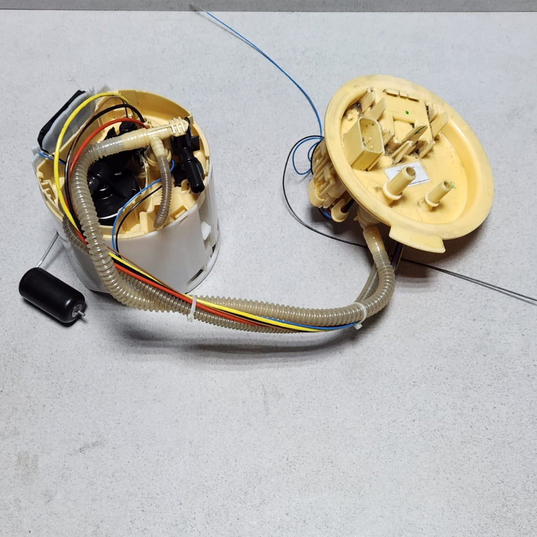 BMW Fuel Pump DIESEL 7476107 5 Series G30 6 Series G32 and 8 Series G14