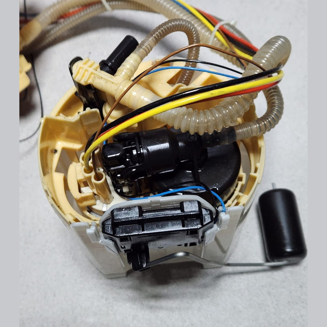BMW Fuel Pump DIESEL 7476107 5 Series G30 6 Series G32 and 8 Series G14