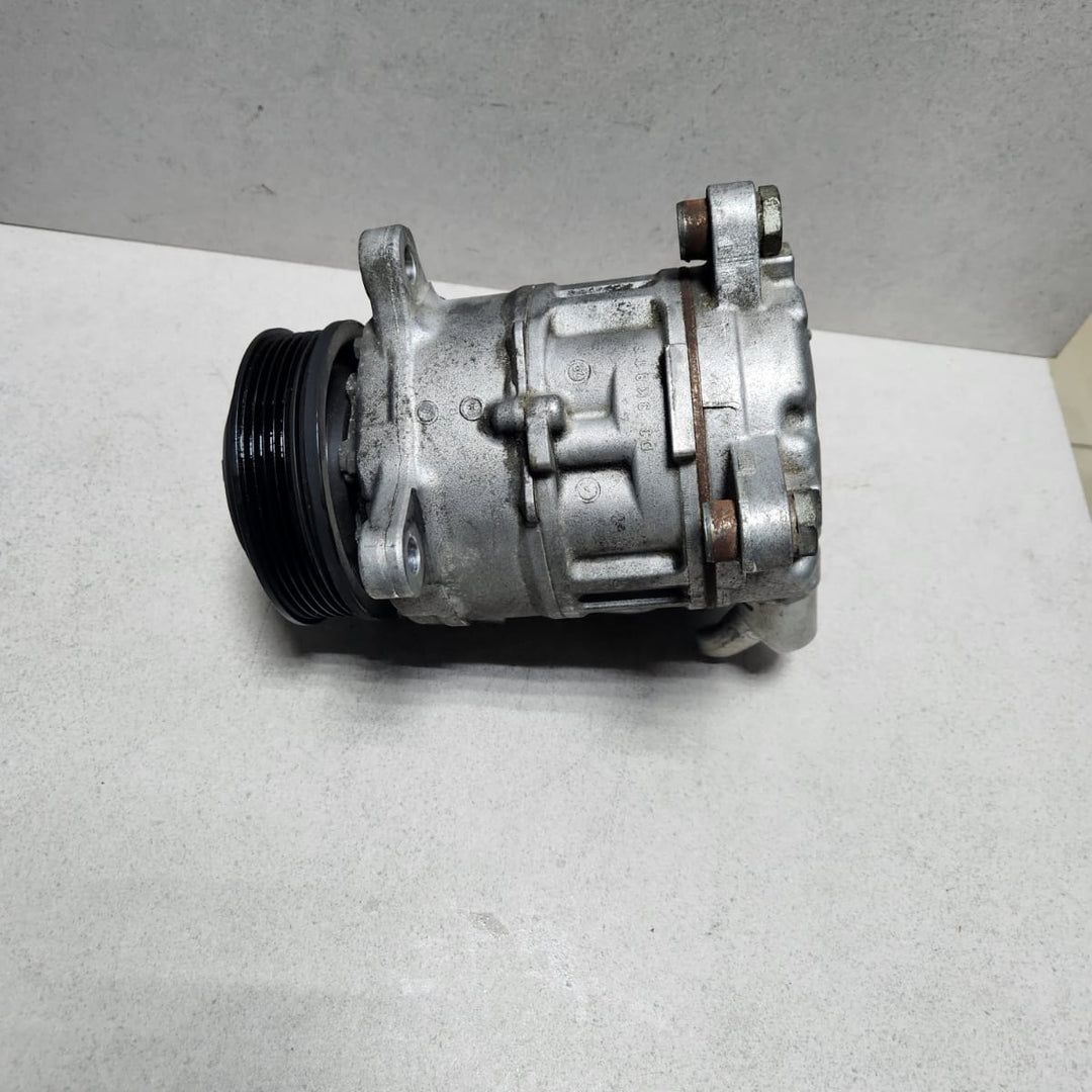 2015-2018 BMW X3 Air Conditioning Compressor 9216467 X3 F25